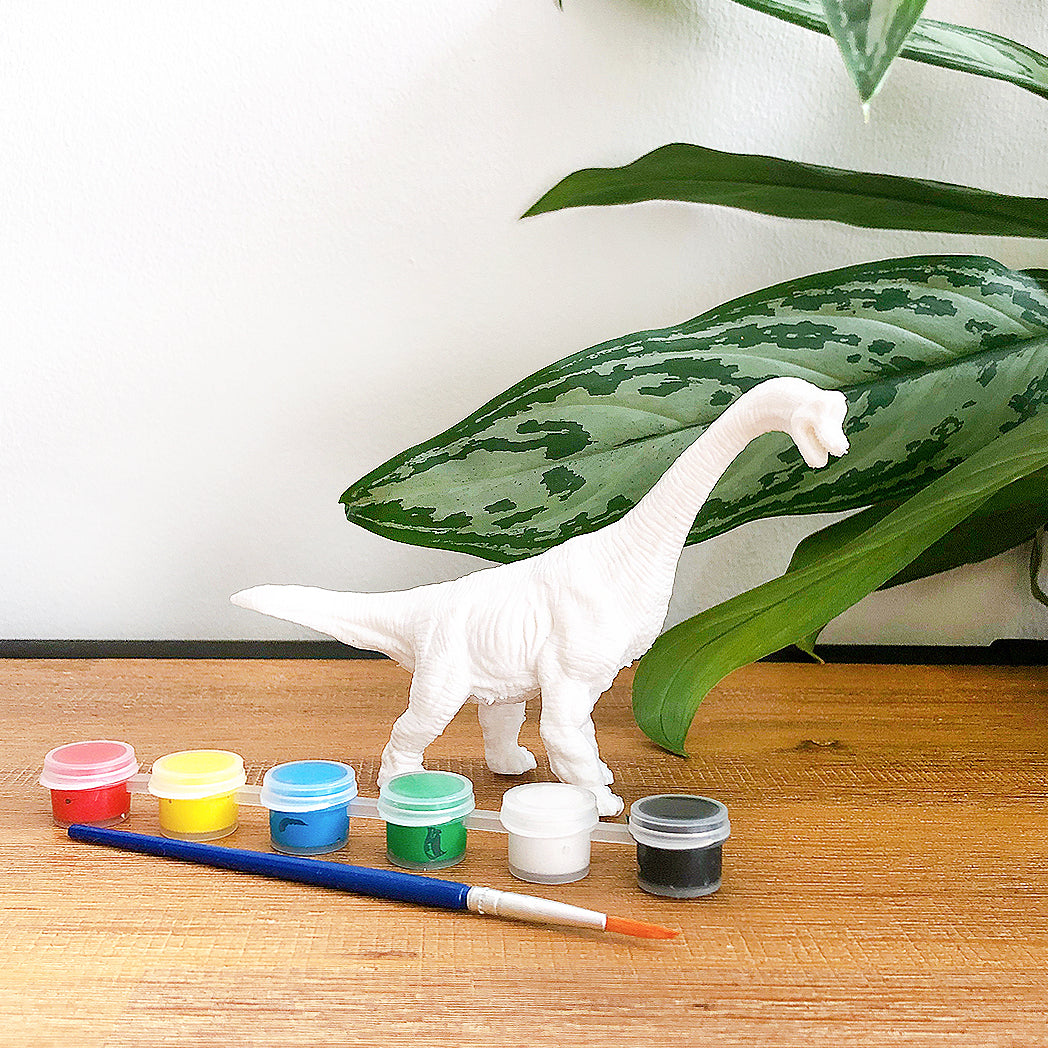 Brachiosaurus Painting Kit